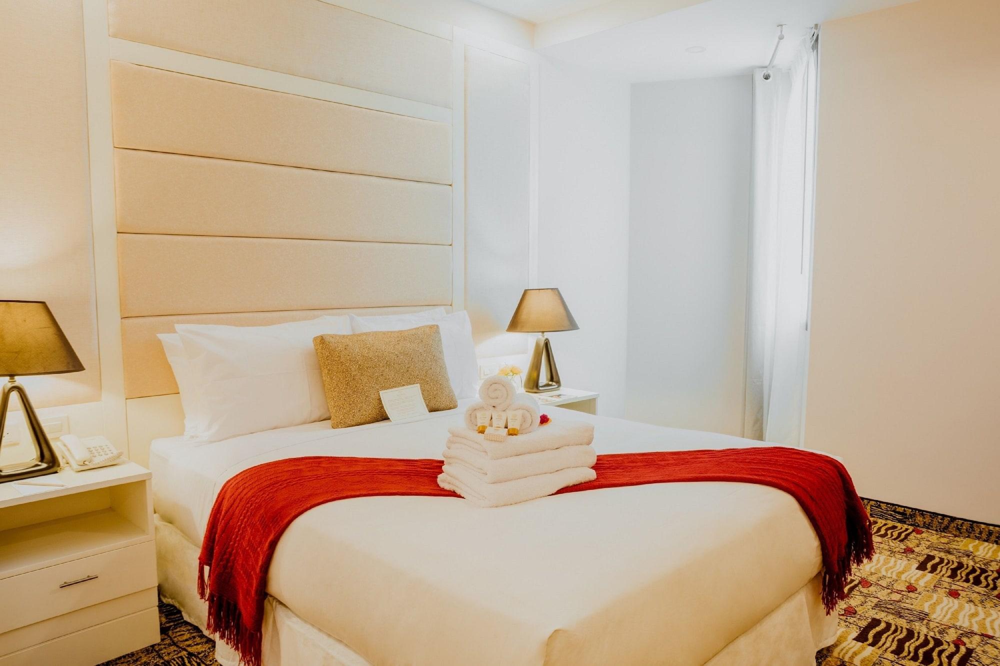 Hotel Nobility Grand