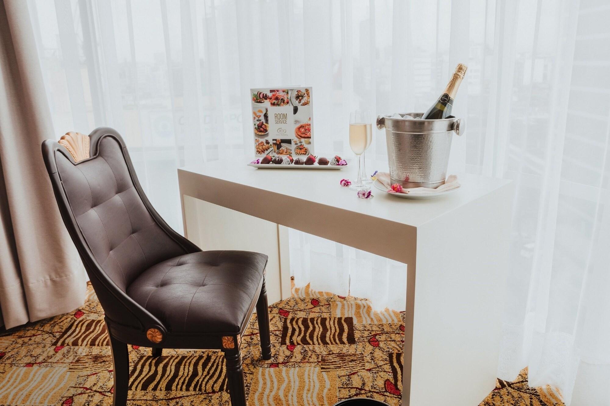 Nobility Grand Hotel 4*