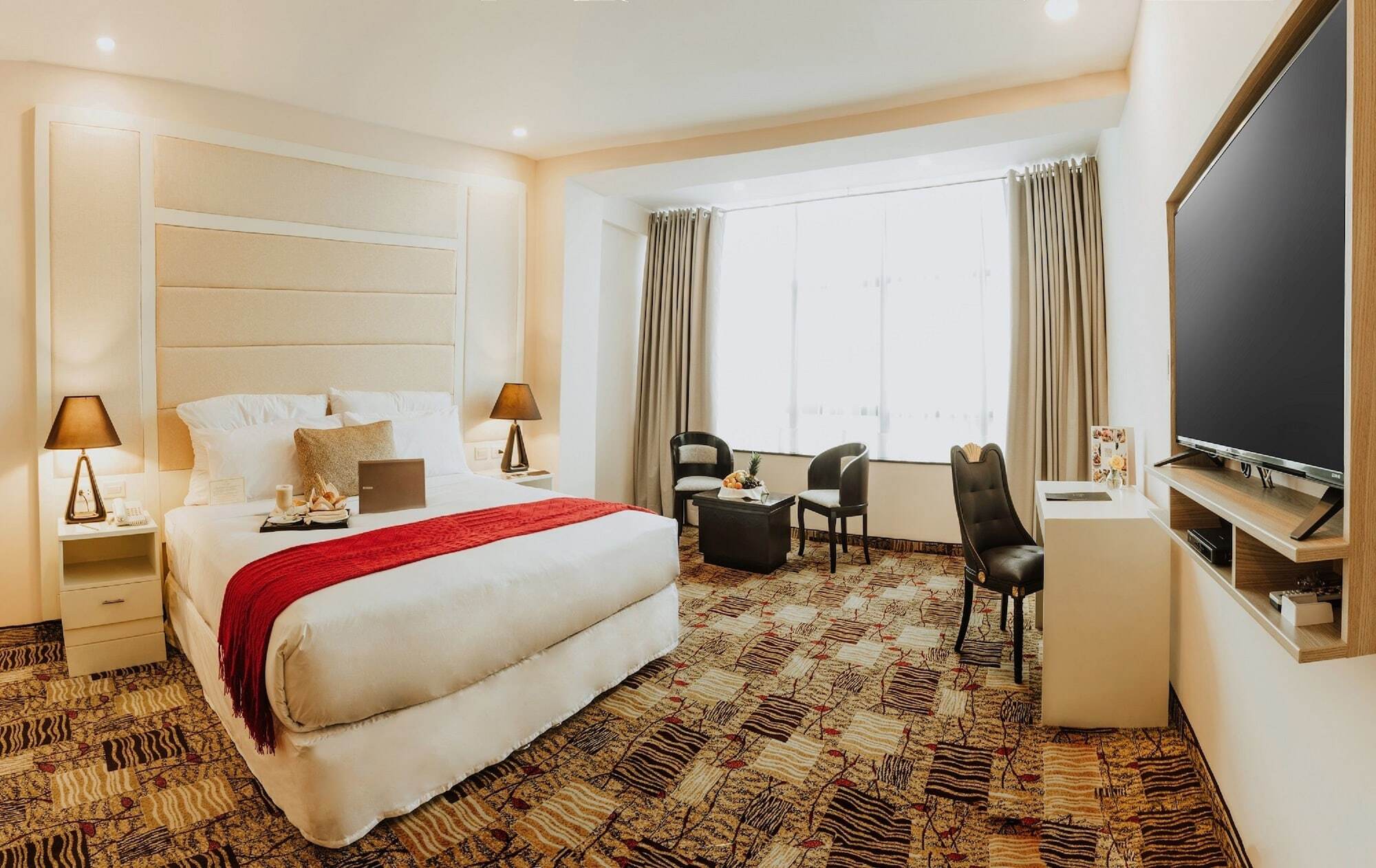 Nobility Grand Hotel 4*