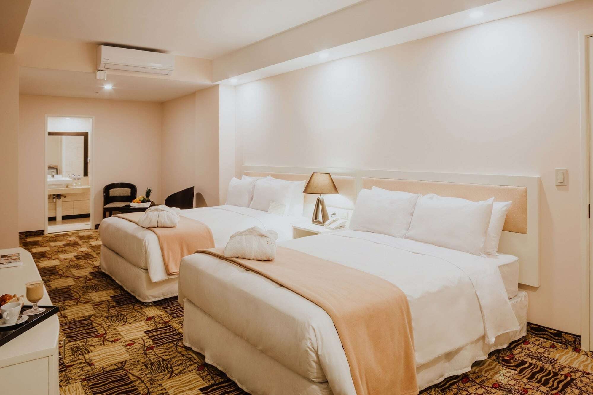 Hotel Nobility Grand 4*